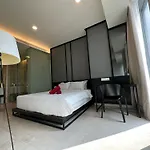 Tropicana The Residence Klcc By Sky World