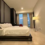 Tropicana The Residence Klcc By Sky World