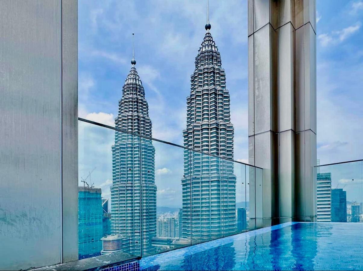 Tropicana The Klcc By Sky World *