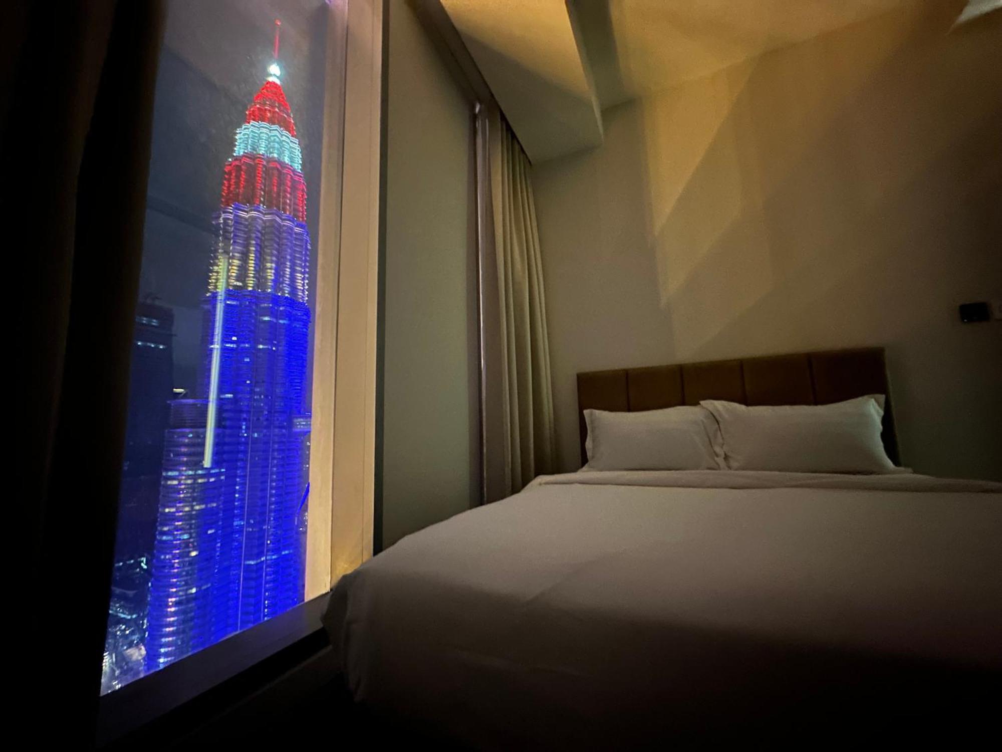 Tropicana The Klcc By Sky World Pangsapuri *