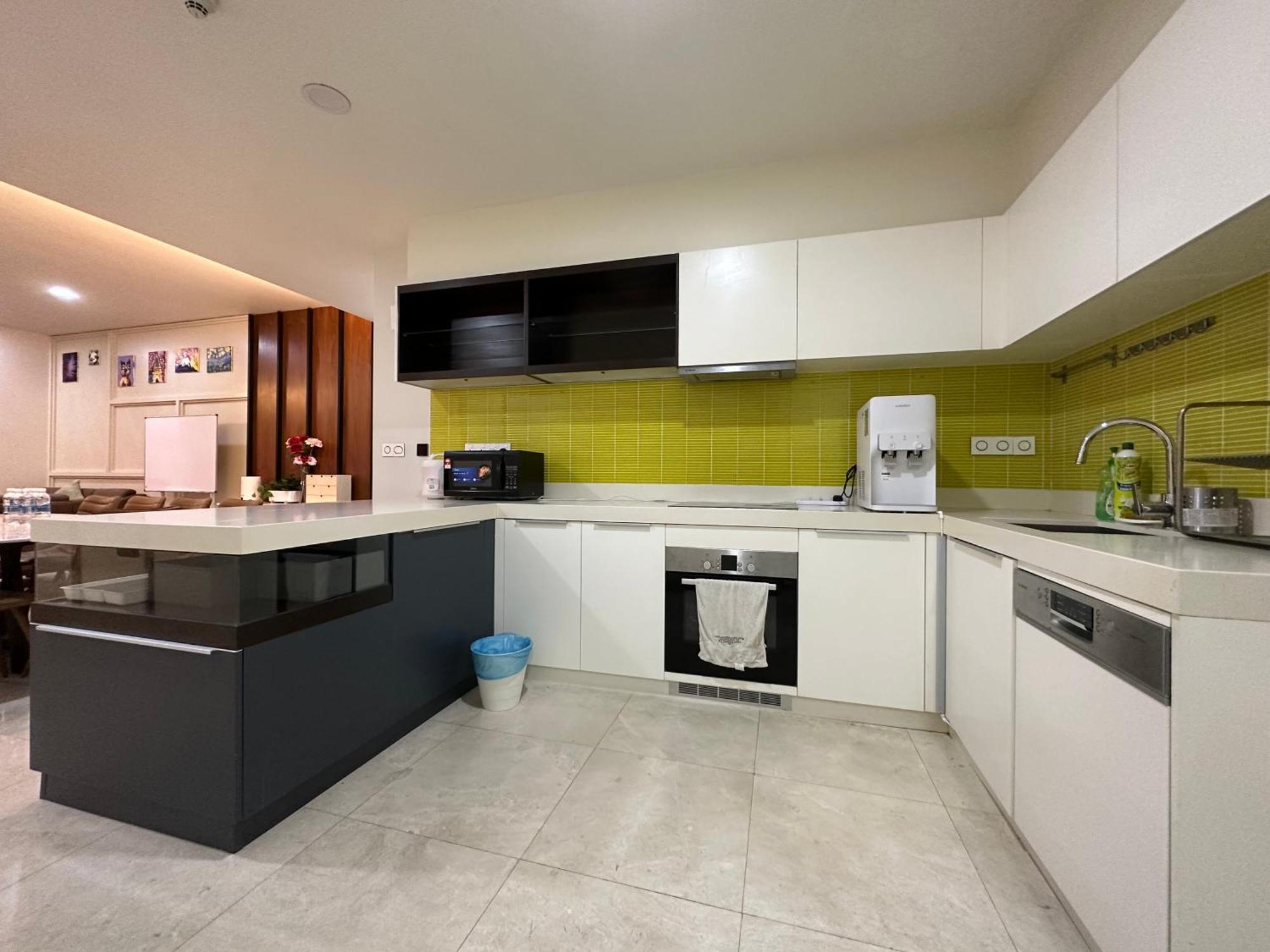 Apartment Tropicana The Klcc By Sky World
