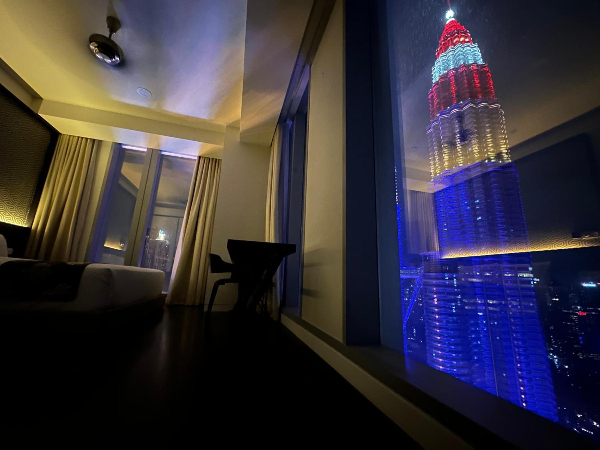Pangsapuri Tropicana The Klcc By Sky World