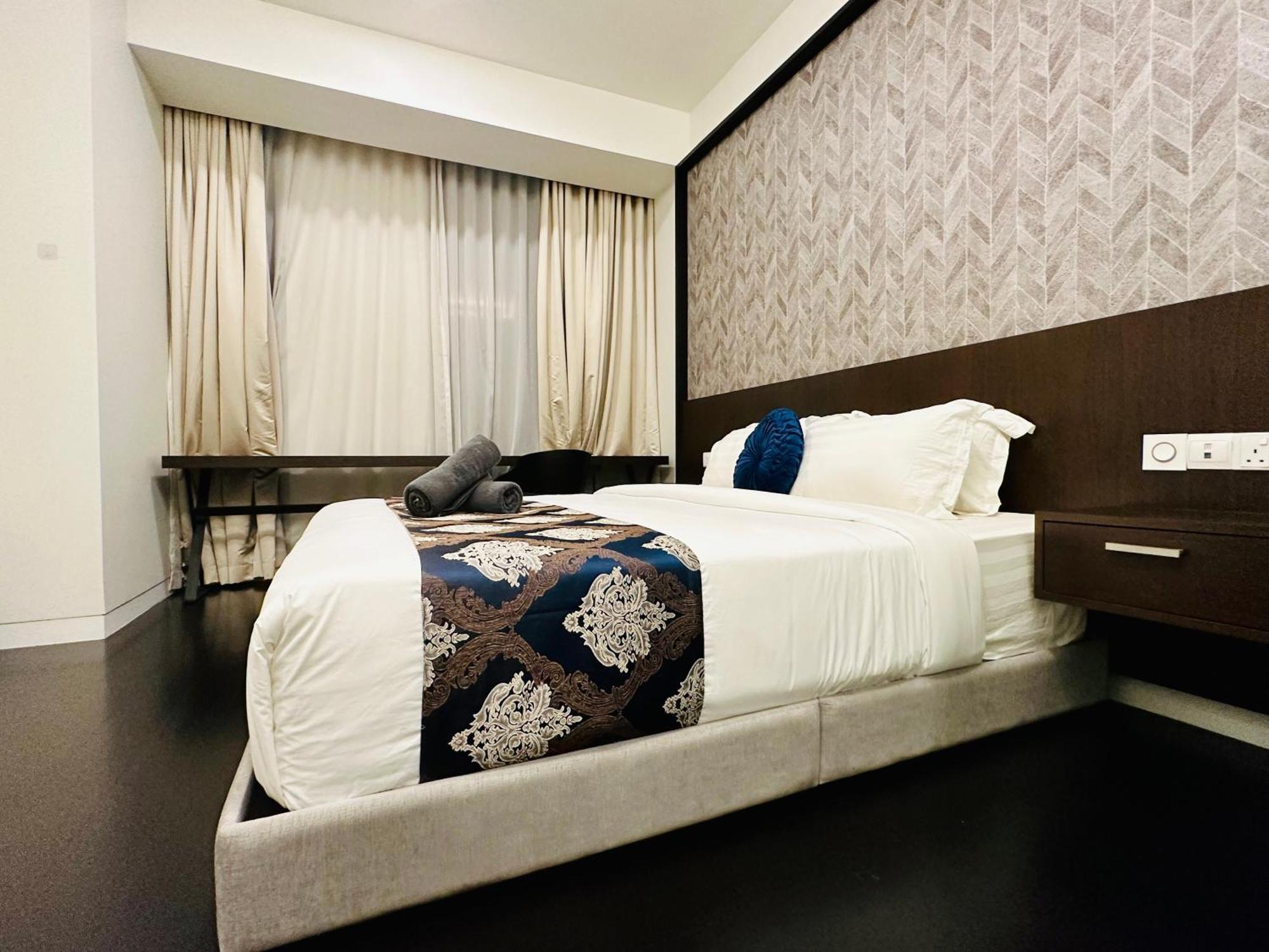 Apartment Tropicana The Klcc By Sky World *